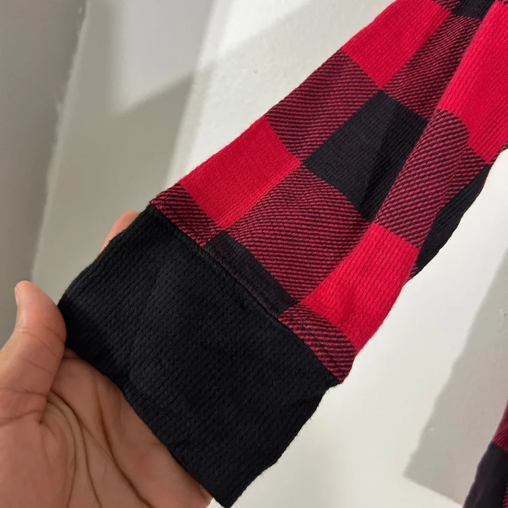 The Children's Place XL(14) Red Black Plaid Long‎ Sleeve Top Boys